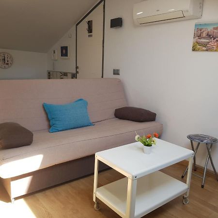 Apartamentos Momas La Casa De Mama Málaga Exteriör bild