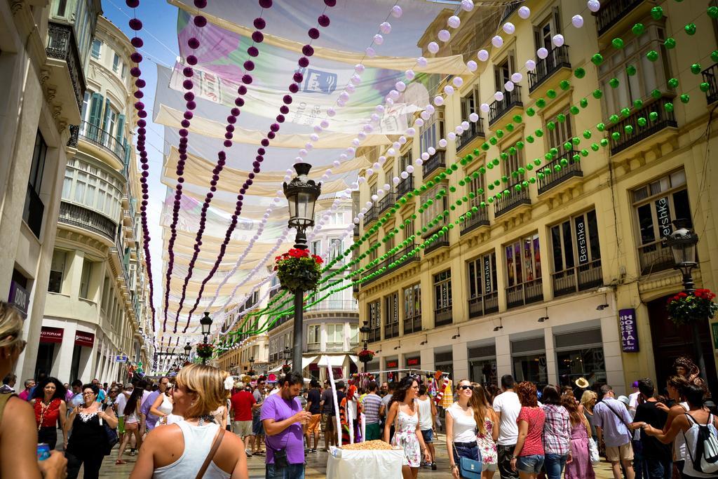 Apartamentos Momas La Casa De Mama Málaga Exteriör bild