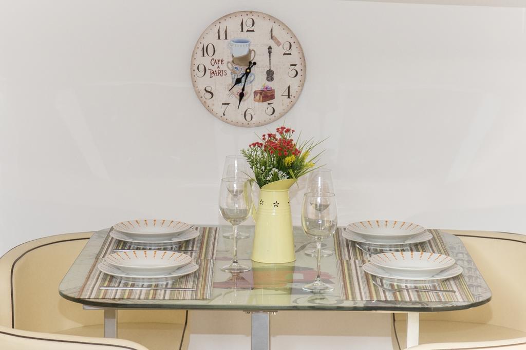 Apartamentos Momas La Casa De Mama Málaga Exteriör bild