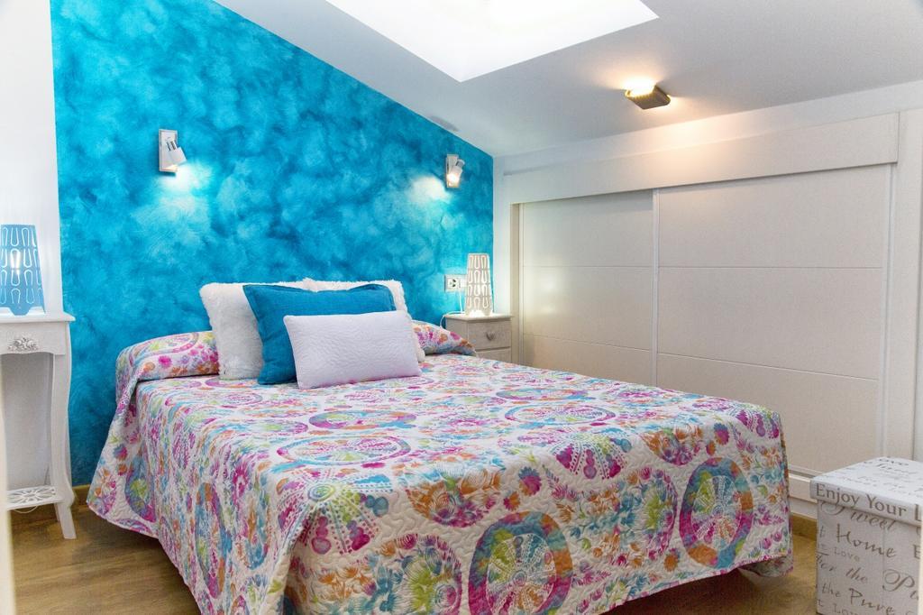 Apartamentos Momas La Casa De Mama Málaga Exteriör bild
