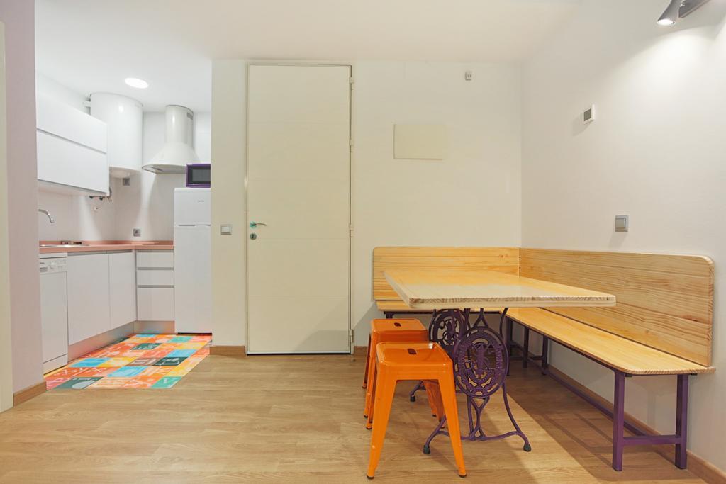 Apartamentos Momas La Casa De Mama Málaga Exteriör bild
