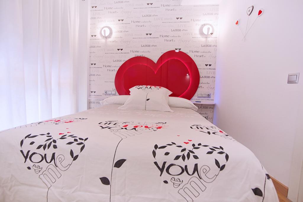 Apartamentos Momas La Casa De Mama Málaga Exteriör bild
