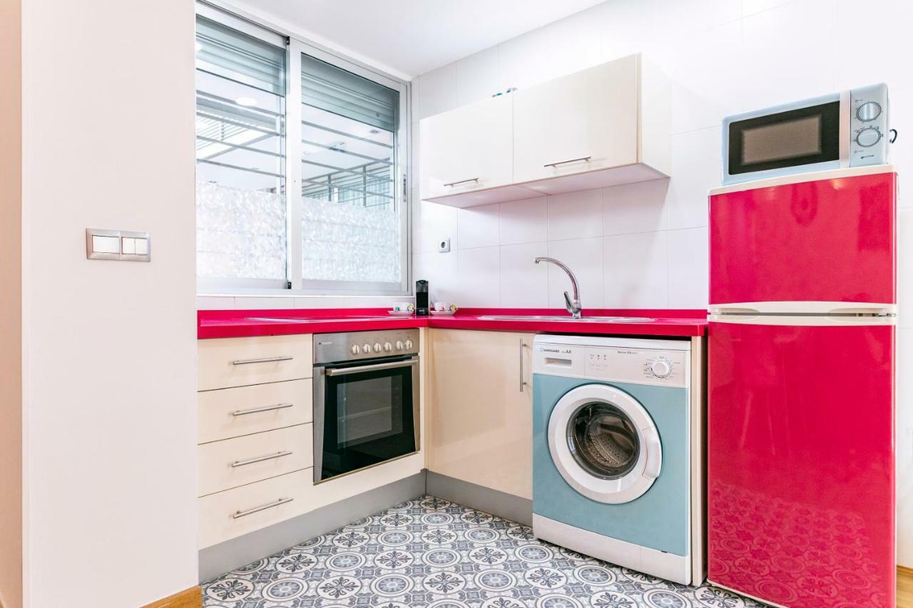Apartamentos Momas La Casa De Mama Málaga Exteriör bild